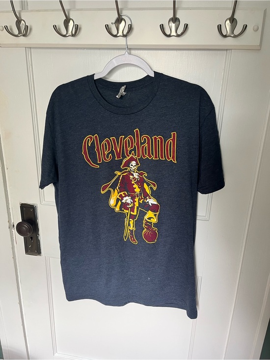 Next Level Apparel Other - Cleveland cavaliers men’s Next Level Apparel Navy T‑Shirt